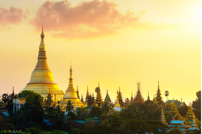 ミャンマーで資本市場育成支援をしています。